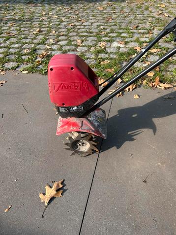 Elektrische tuinfrees Mantis beschikbaar voor biedingen