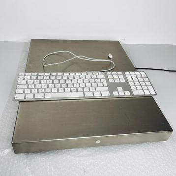 Apple QWERTY USB keyboard met numeriek pad - Wit beschikbaar voor biedingen