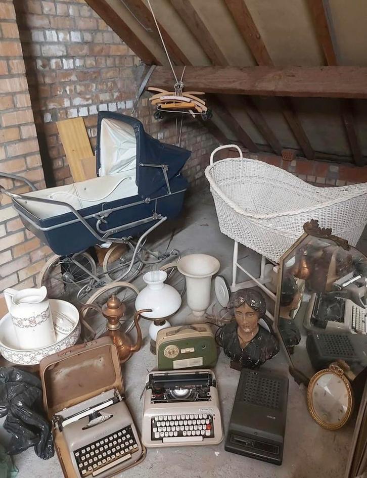 Verkoop van een antieke garage, Diversen, Rommelmarktspullen, Gebruikt, Ophalen of Verzenden