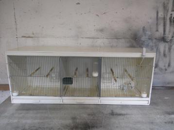 broedkooi (hout) met led verlichting beschikbaar voor biedingen