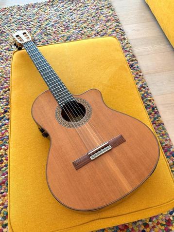 Belle guitare Alhambra 9P CW E8., Musique & Instruments, Enlèvement, Neuf, Guitare classique ou espagnole, Avec valise