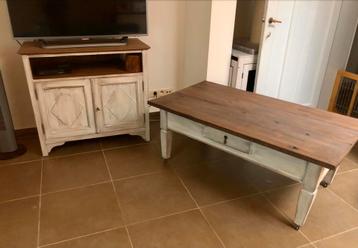 Salonset, tvkast en salontafel te koop beschikbaar voor biedingen