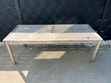 Tuintafel teak beschikbaar voor biedingen