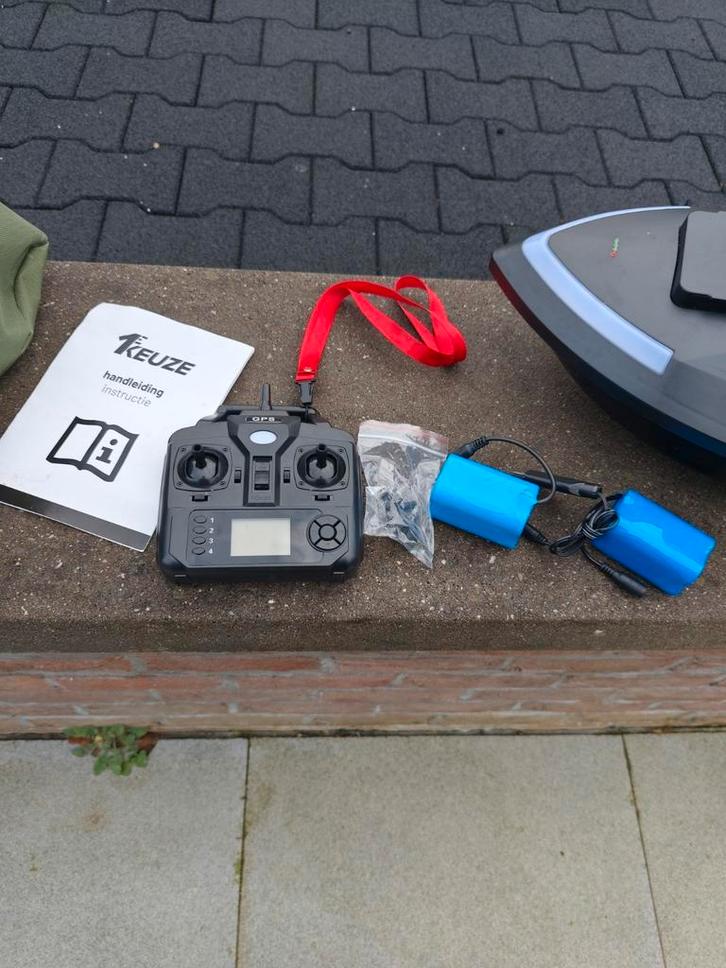 Voerboot, Watersport en Boten, Hengelsport | Karpervissen, Zo goed als nieuw, Ophalen