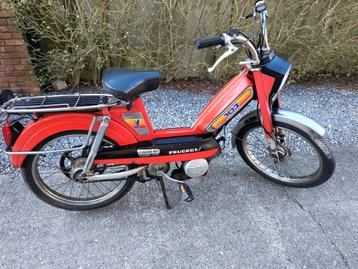 Peugeot 103 oldtimer beschikbaar voor biedingen
