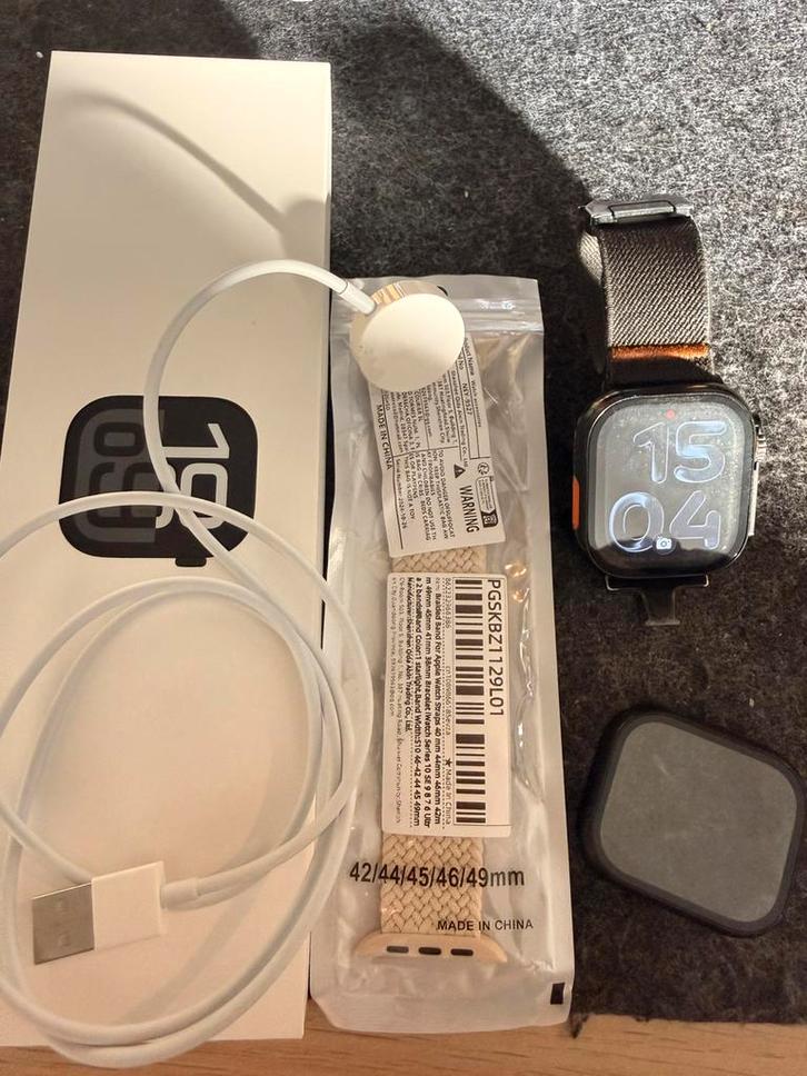 Apple Watch Series 10 46mm noir de jais, Bijoux, Sacs & Beauté, Montres connectées, Comme neuf, Blanc, État, Enlèvement ou Envoi