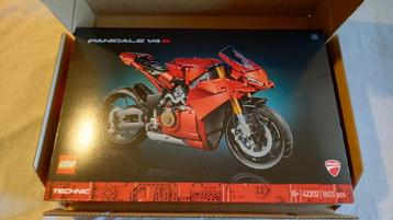 Lego Technic 42202 – Ducati Panigale V4 S beschikbaar voor biedingen