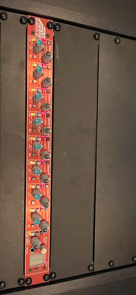 ATI 8MX2 8-ch preamp (Built by API) Paragon Console zgan!!!, TV, Hi-fi & Vidéo, Appareils professionnels, Comme neuf, Audio, Enlèvement ou Envoi