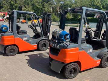 Toyota 2.5 ton gas heftruck NIEUW koopje beschikbaar voor biedingen