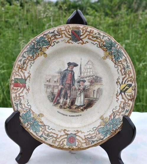 assiette décorative alsace Sarreguemines, Antiek en Kunst, Antiek | Wandborden en Tegels, Ophalen of Verzenden