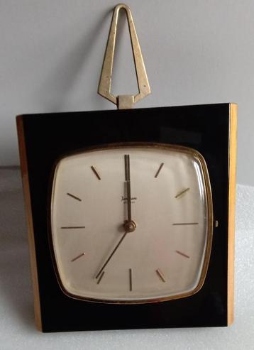 retro wandklok Junghans beschikbaar voor biedingen