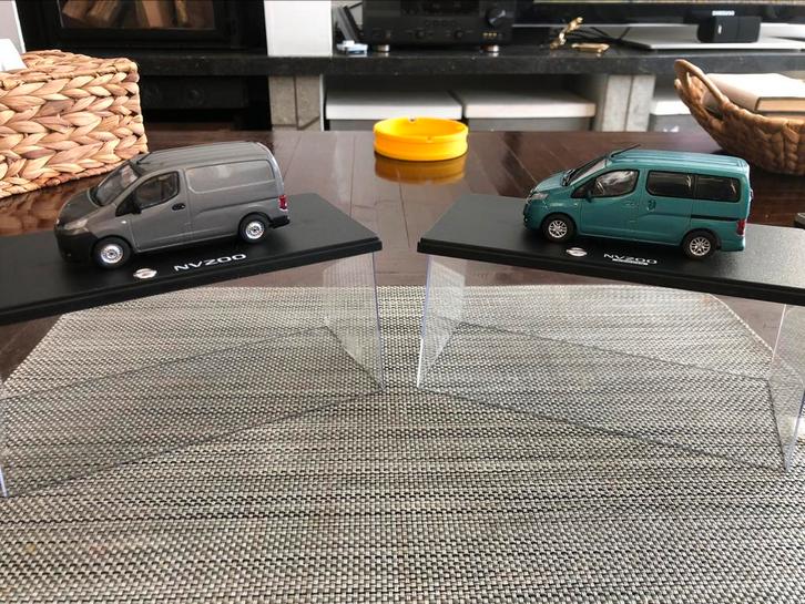 collection Nissan nv200 eligor 1/43, Hobby en Vrije tijd, Modelauto's | 1:43, Zo goed als nieuw, Overige merken, Ophalen