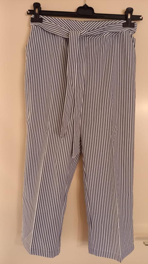 3/4 broek Damart blauw/wit gestreept voor zomer maat 38, Kleding | Dames, Broeken en Pantalons, Zo goed als nieuw, Maat 38/40 (M)