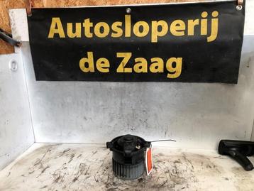 Kachel Ventilatiemotor van een Mitsubishi Colt beschikbaar voor biedingen