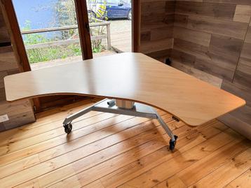 Zit-Sta bureau elektrisch hoek 160 x 160 cm beschikbaar voor biedingen