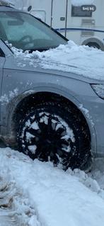 4 winterbanden + 4 velgen 235/60 r18 107v, Auto-onderdelen, Banden en Velgen, Ophalen, Winterbanden, Band(en)