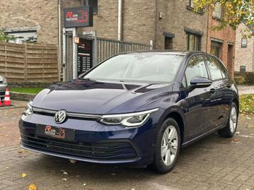 VW Golf 1.5 eTSI - Pano - IQ Light - Xenon - Camera beschikbaar voor biedingen