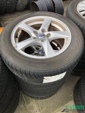 Volvo V50 Origineel LMV 31423046 205-60-16 Nokian Winter WRD beschikbaar voor biedingen