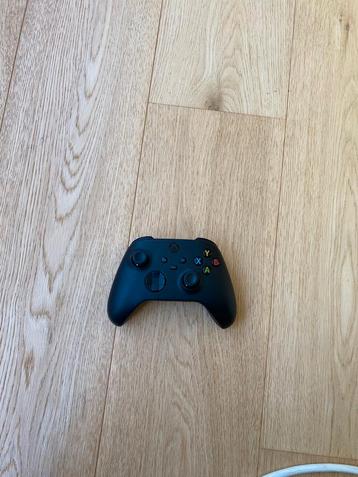 Controller xbox-series x  beschikbaar voor biedingen