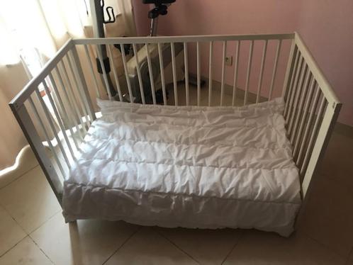 Kinderbedje met matras en donsdeken, Kinderen en Baby's, Kinderkamer | Bedden, Lattenbodem, Matras, Ophalen