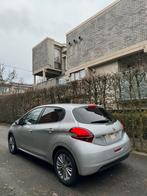 Peugeot 208 STYLE 1.2 benzine met 100.000KM van 2016 EURO 6B, Autos, Peugeot, Carnet d'entretien, Système de navigation, Achat