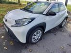 TOYOTA AYGO AUTOMAAT - 2024- //5200 km//, Auto's, Stof, Euro 6, Wit, Particulier