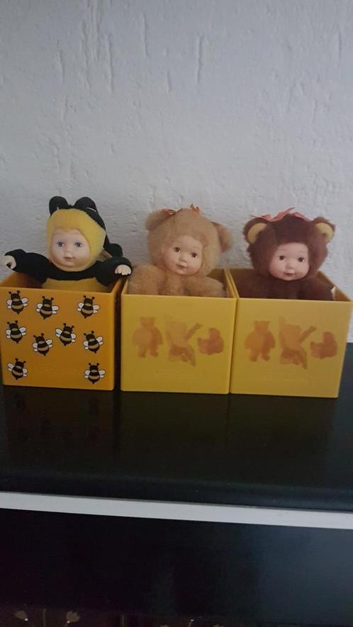 Poppen in bloembakjes, Kinderen en Baby's, Speelgoed | Poppen, Zo goed als nieuw, Ophalen of Verzenden