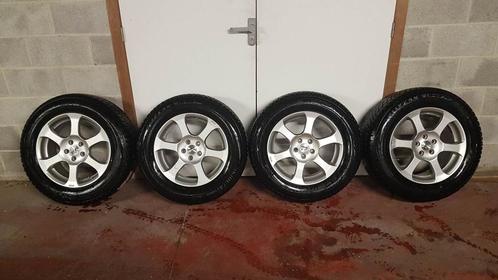 4 pneus hiver avec jantes Range Rover Évoque NEUFS !!!!, Autos : Pièces & Accessoires, Pneus & Jantes, Pneu(s), Pneus hiver, 17 pouces