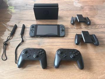 Nintendo Switch 1 V1 perfecte staat en compleet, Enlèvement, Switch Original, Avec 2 manettes, Avec jeux