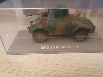 Vehicule militaire beschikbaar voor biedingen