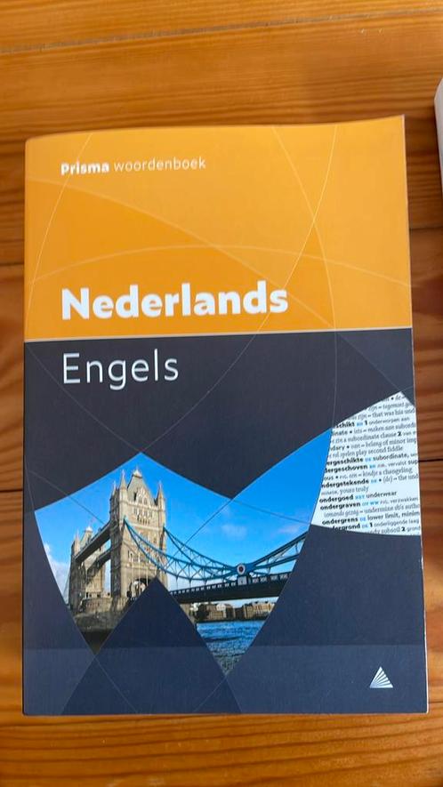 - Prisma woordenboek Nederlands-Engels, Boeken, Woordenboeken, Zo goed als nieuw, Nederlands, Ophalen