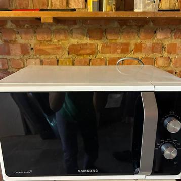 Samsung magnetron beschikbaar voor biedingen