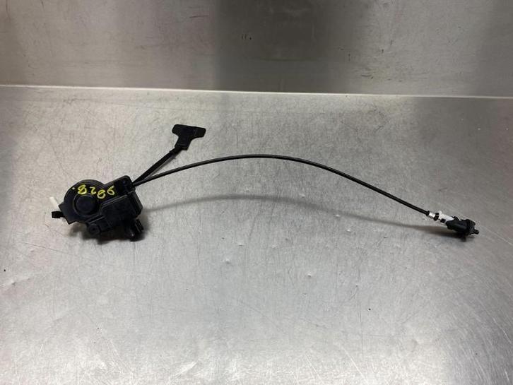 MOTOR VERGRENDELING TANKKLEP Lexus SC (01-2001/07-2010), Auto-onderdelen, Overige Auto-onderdelen, Lexus, Gebruikt