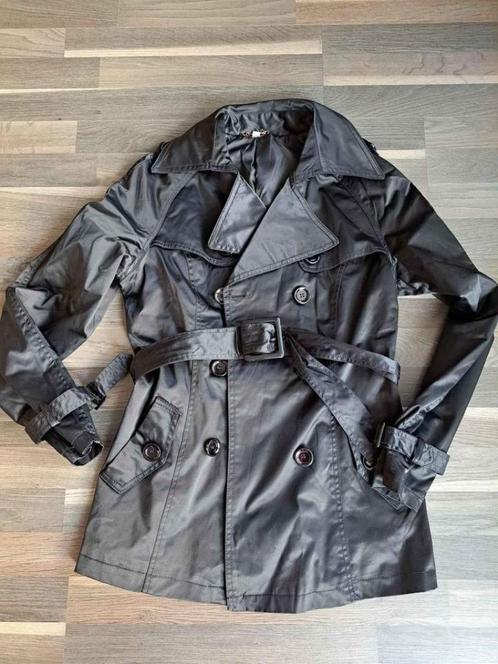 Ferm regenjasje, jas zomer, M/L, Kleding | Dames, Jassen | Zomer, Zo goed als nieuw, Maat 38/40 (M), Zwart, Ophalen of Verzenden