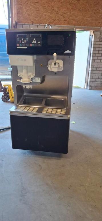 Machine à crème glacée molle Carpigiani et milkshake avec dy, Enlèvement ou Envoi