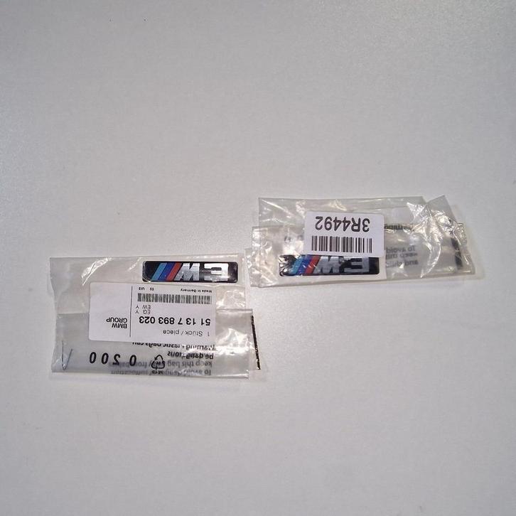 Embleem type aanduiding nieuw M3 - 51137893023 51-13-7-893-0, Auto-onderdelen, Carrosserie, BMW, Nieuw, Ophalen of Verzenden