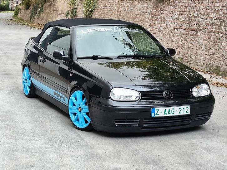 Volkswagen golf 4 cabriolet, Auto's, Volkswagen, Bedrijf, Golf, Benzine, Cabriolet, 2 deurs, Handgeschakeld, Zwart, Zwart, Leder