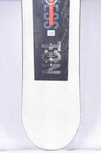 144 cm snowboard BURTON PROCESS EXPERIENCE white/black, Sport en Fitness, Snowboarden, Verzenden, Gebruikt, Board