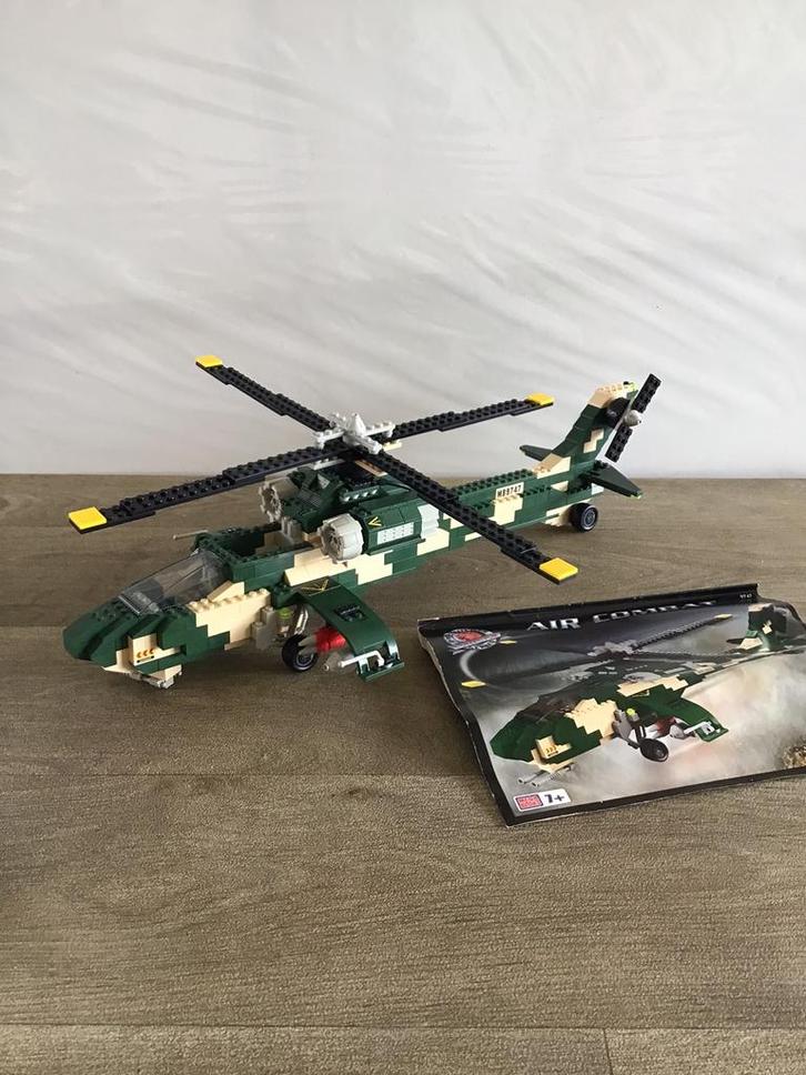 Air Combat ,, heli ,,collector, Kinderen en Baby's, Speelgoed | Bouwstenen, Zo goed als nieuw, Ophalen of Verzenden