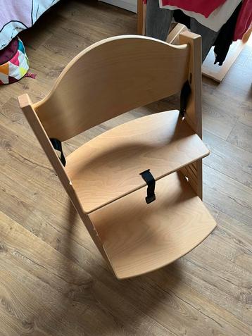 Houten evoluerende stoel voor kinderen beschikbaar voor biedingen