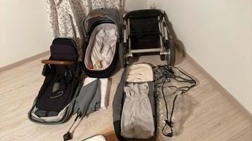 Complete kinderwagen set beschikbaar voor biedingen