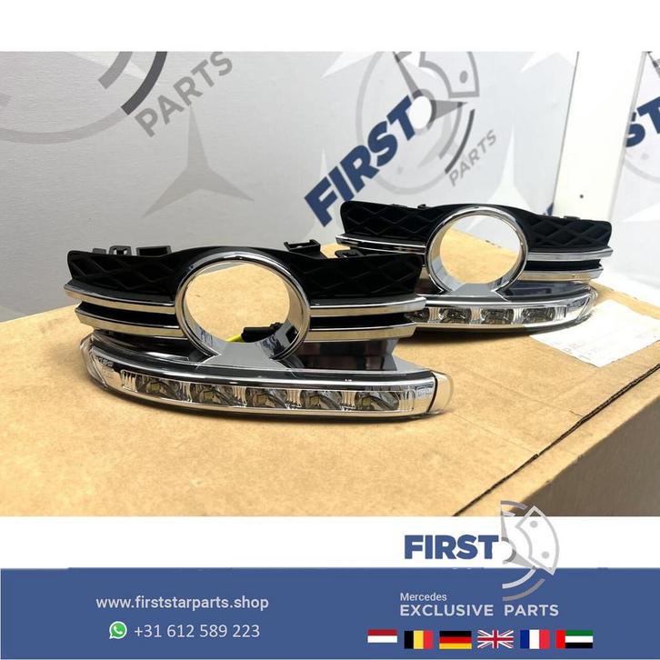 W204 MISTLAMPEN SET Pre-Facelift LED dagrijverlichting LR SE, Auto-onderdelen, Verlichting, Mercedes-Benz, Gebruikt, Ophalen of Verzenden
