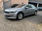 VW Passat 74000km Essence 2018/Navi/caméra/Garantie12mois, 5 places, Carnet d'entretien, Berline, Tissu