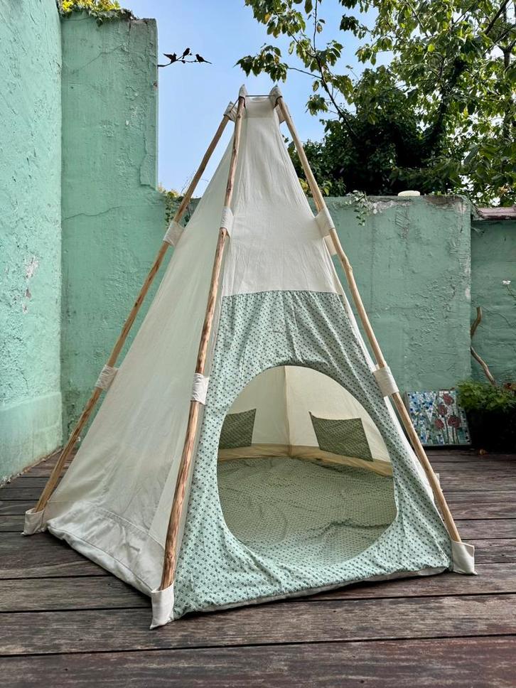 Handgemaakte zeshoekige speeltent, Kinderen en Baby's, Kinderkamer | Inrichting en Decoratie, Zo goed als nieuw, Ophalen