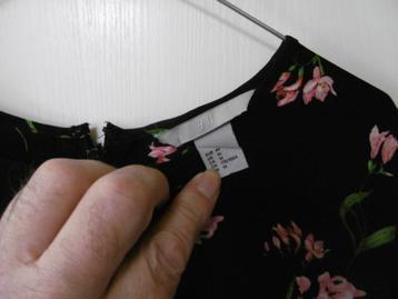 kledij dames kleedje zwart gebloemd H&M maar 44 beschikbaar voor biedingen
