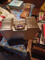 Boite en fer voir photos, Collections, Boîte en métal, Enlèvement, Neuf