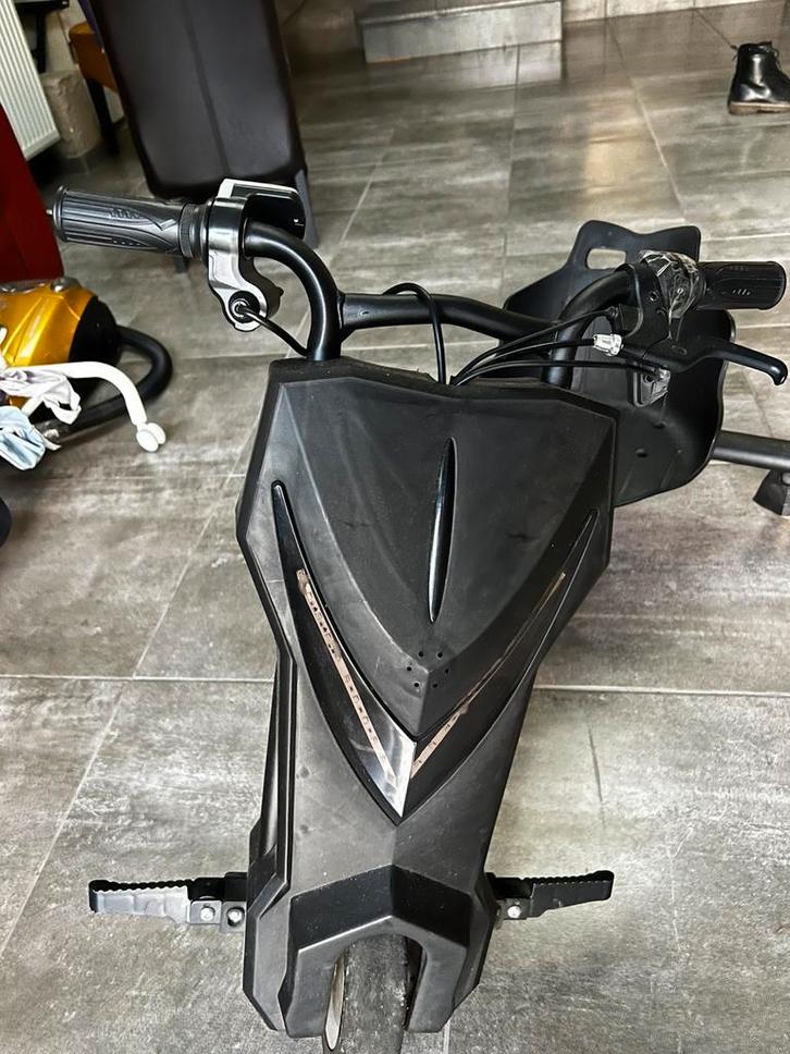 Driftauto/drift kart, Kinderen en Baby's, Speelgoed | Buiten | Accuvoertuigen, Zo goed als nieuw, Ophalen of Verzenden