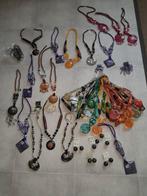 Grand lot colliers bling bling  neuf, Bijoux, Sacs & Beauté, Colliers, Enlèvement, Comme neuf