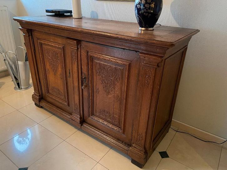 Buffetkast in massief hout (2 deuren), Antiek en Kunst, Antiek | Meubels | Kasten, Ophalen