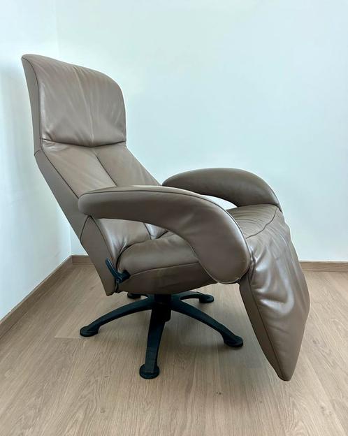 Design Fauteuil Jori - Symphony, Huis en Inrichting, Fauteuils, Zo goed als nieuw, Leer, Metaal, Ophalen